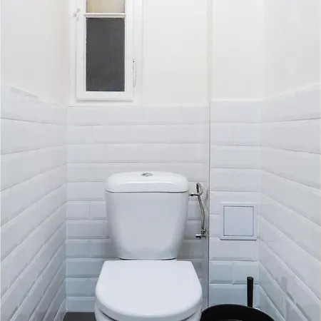 Airstay Gallery Vinohrady Апартаменты *
