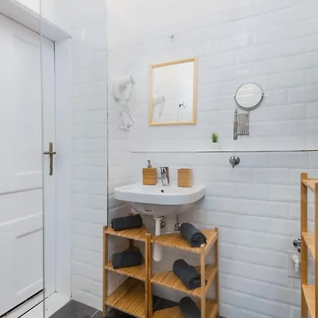 Airstay Gallery Vinohrady Апартаменты