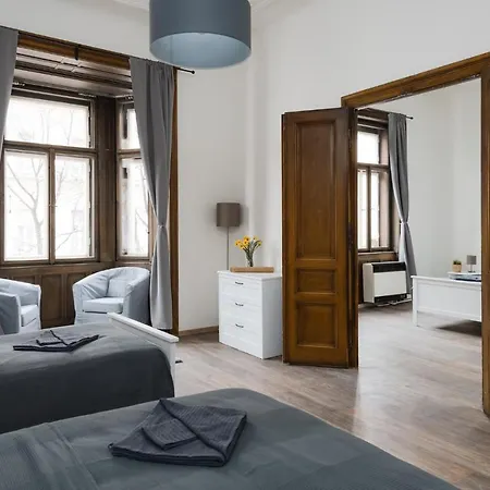 Airstay Gallery Vinohrady Apartman Prága